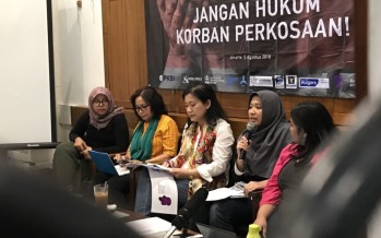 Refleksi Perjuangan Panjang Keadilan untuk Baiq Nuril: 3 Masalah Penting yang Harus dibenahi Pemerintah dan DPR