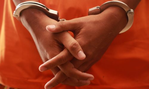 Represi Lewat Kriminalisasi Massa Aksi: Pelanggaran Hukum Acara Pidana yang Terus Dilanggengkan